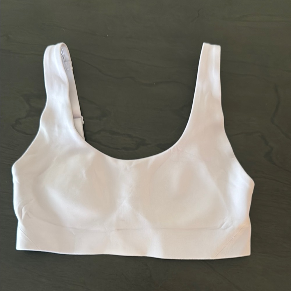 Light lilac Wundermost Lululemon Sports bra size 2